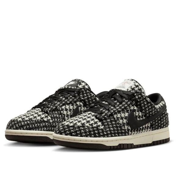 Nike Dunk Low Harris Tweed White Black Multi (Women’s). SIZE 11.5 - HQ5036-901